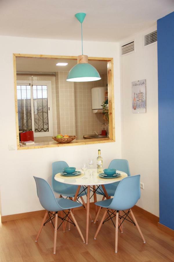 מאלגה Cozy & Bright Apartment מראה חיצוני תמונה
