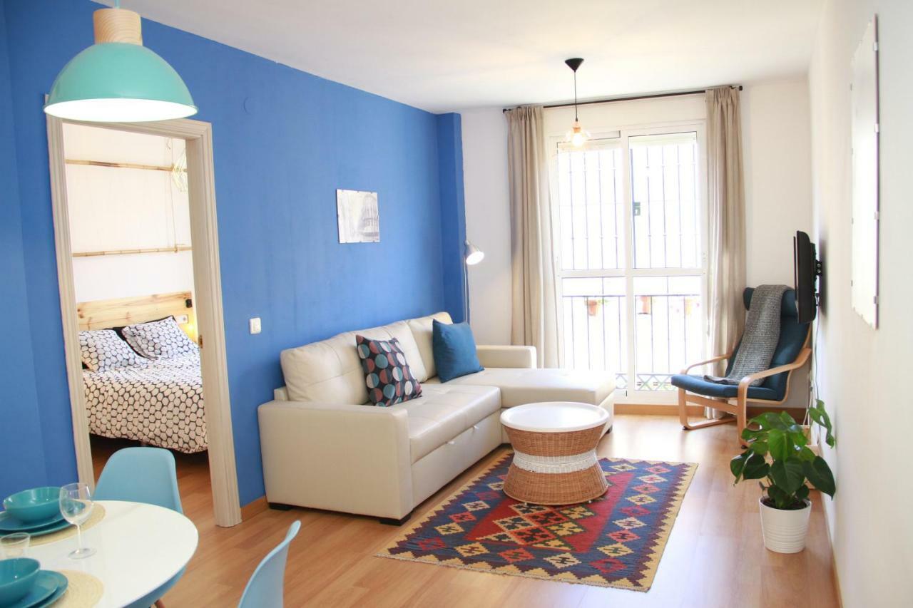 מאלגה Cozy & Bright Apartment מראה חיצוני תמונה