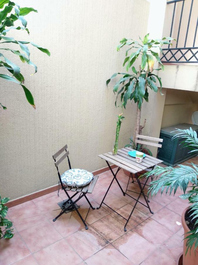 מאלגה Cozy & Bright Apartment מראה חיצוני תמונה